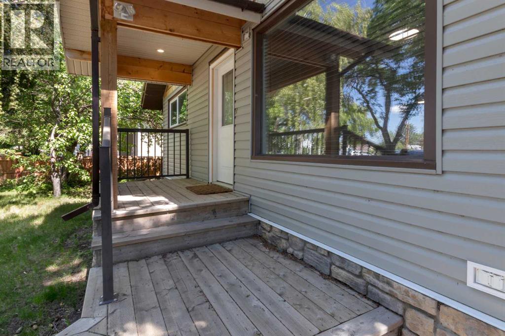 415 Centre Street - photo 2