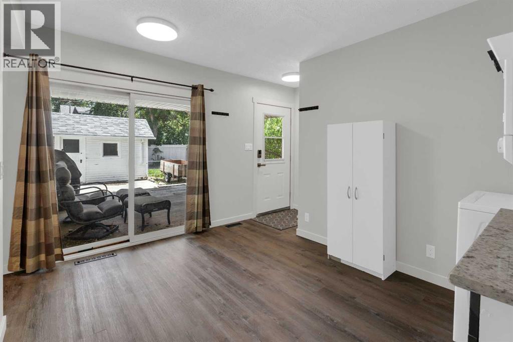 415 Centre Street — photo 21