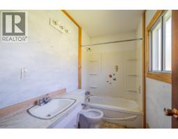 6442 Buffalo Creek Road, 100 Mile House, BC V1K1G0 Photo 30