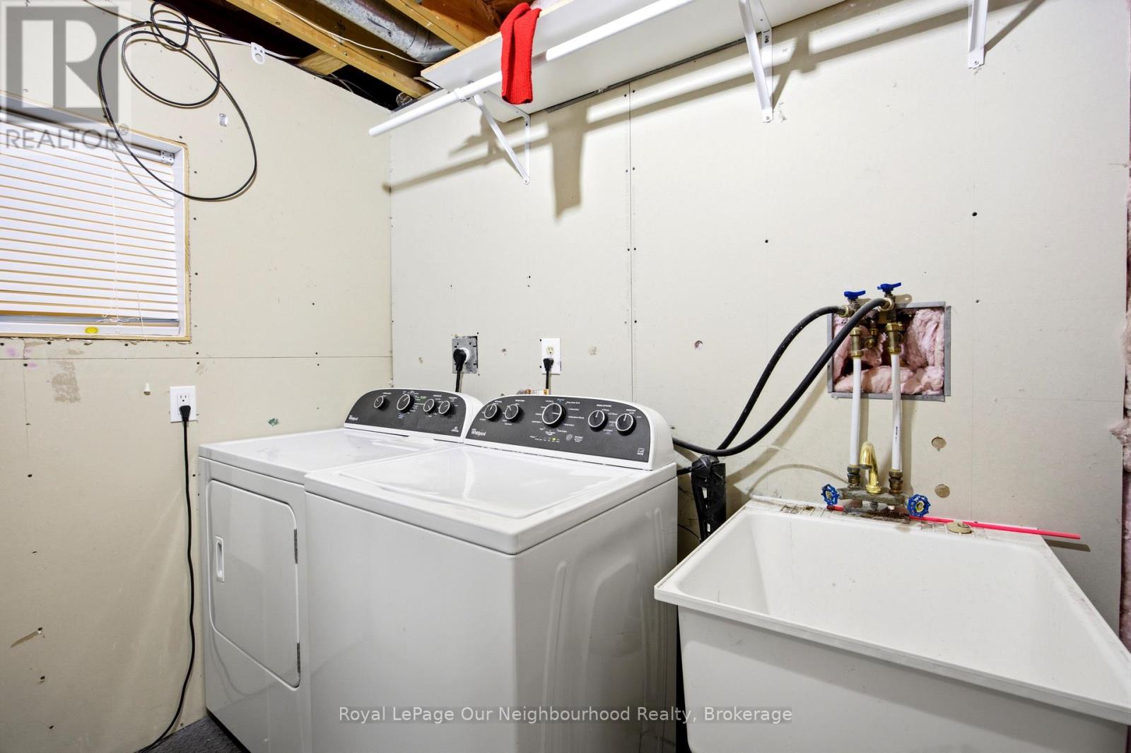 25 HANNING COURT - 29