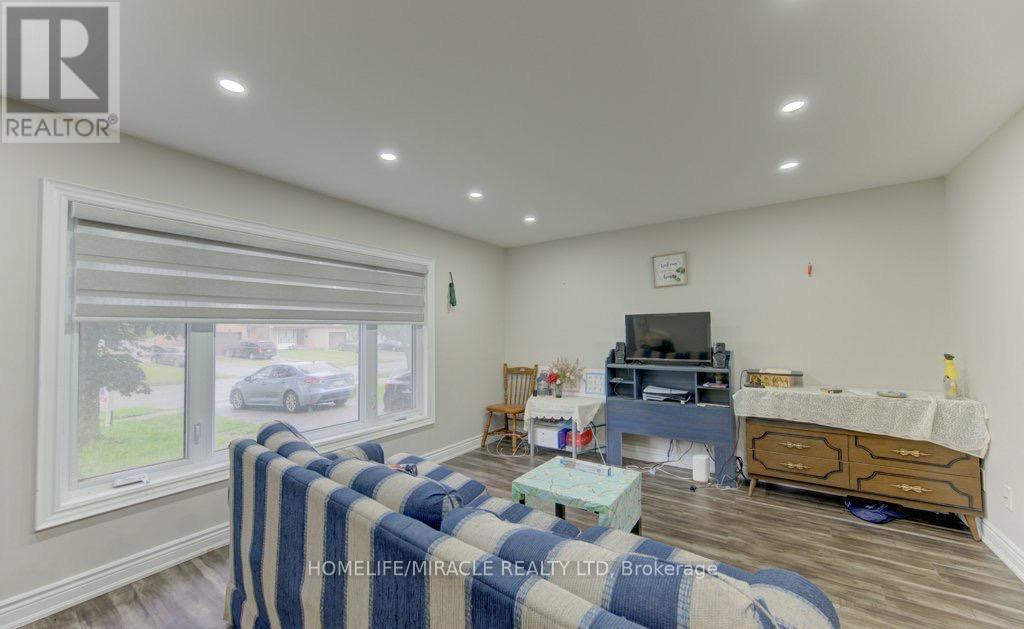 142 CORNERBROOK CRESCENT - 5