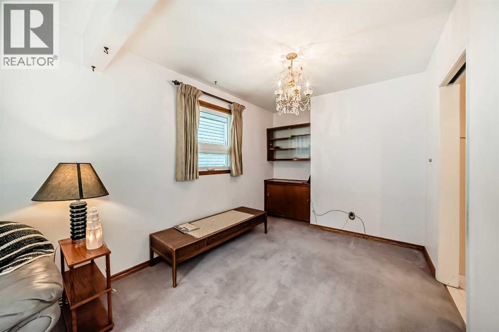 3132 48 Street SW - 11
