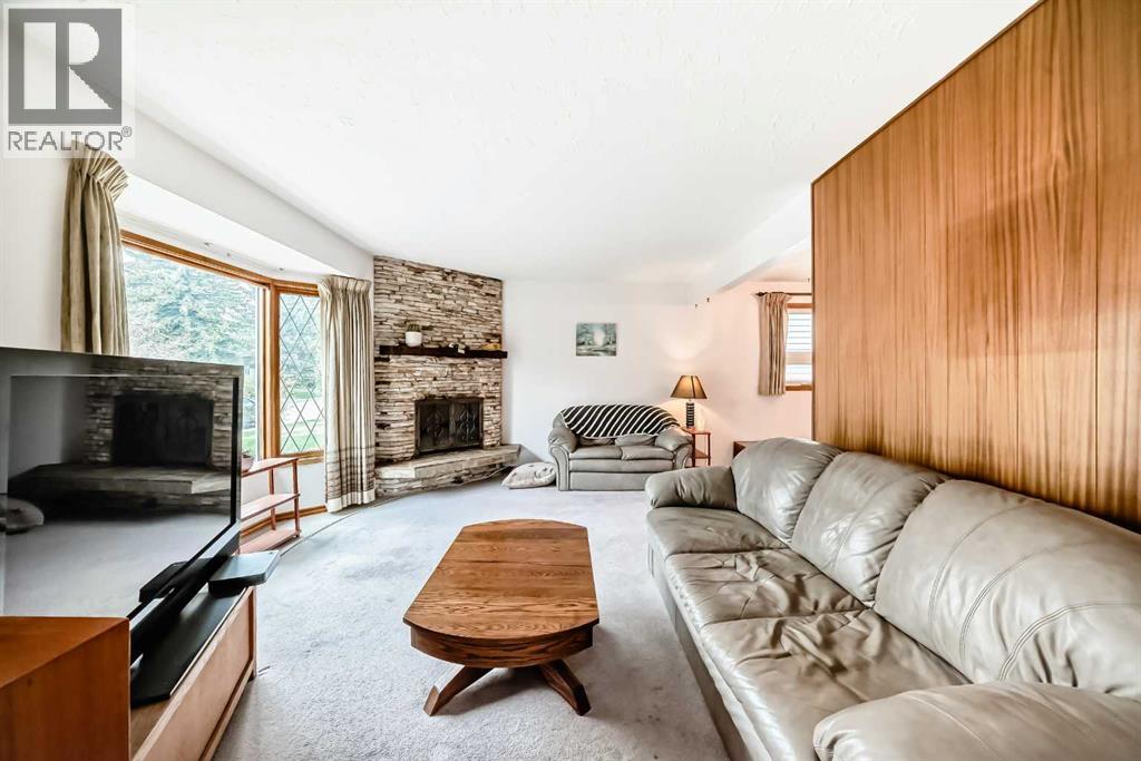 3132 48 Street SW - 14