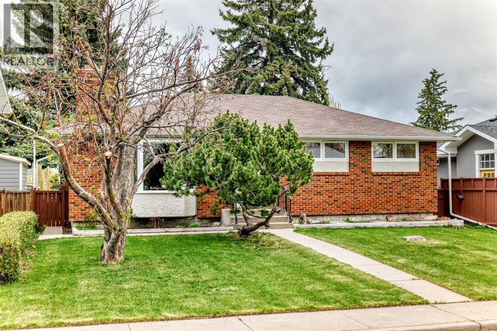 3132 48 Street SW - 3