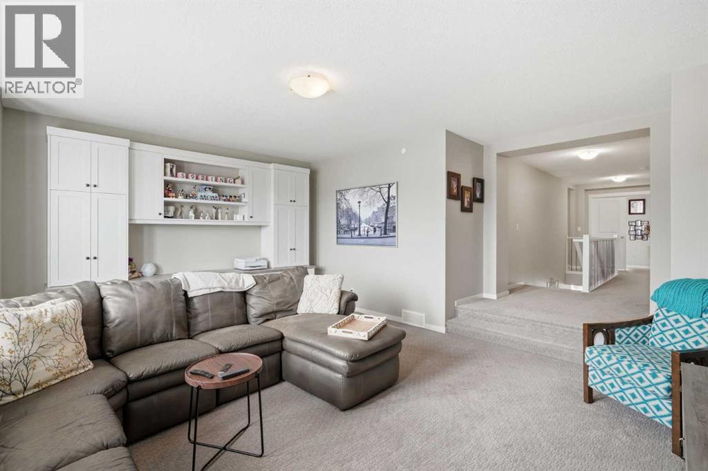 186 Howse Rise NE - 18