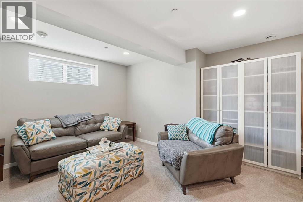 186 Howse Rise NE - 27