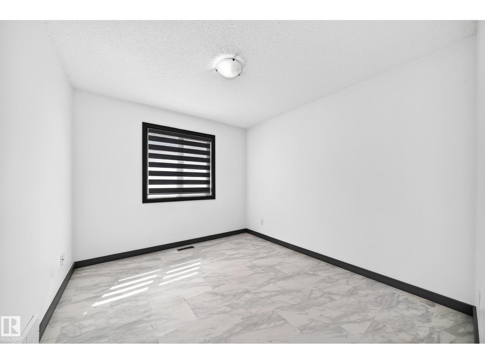 1549 37C AV NW - 33