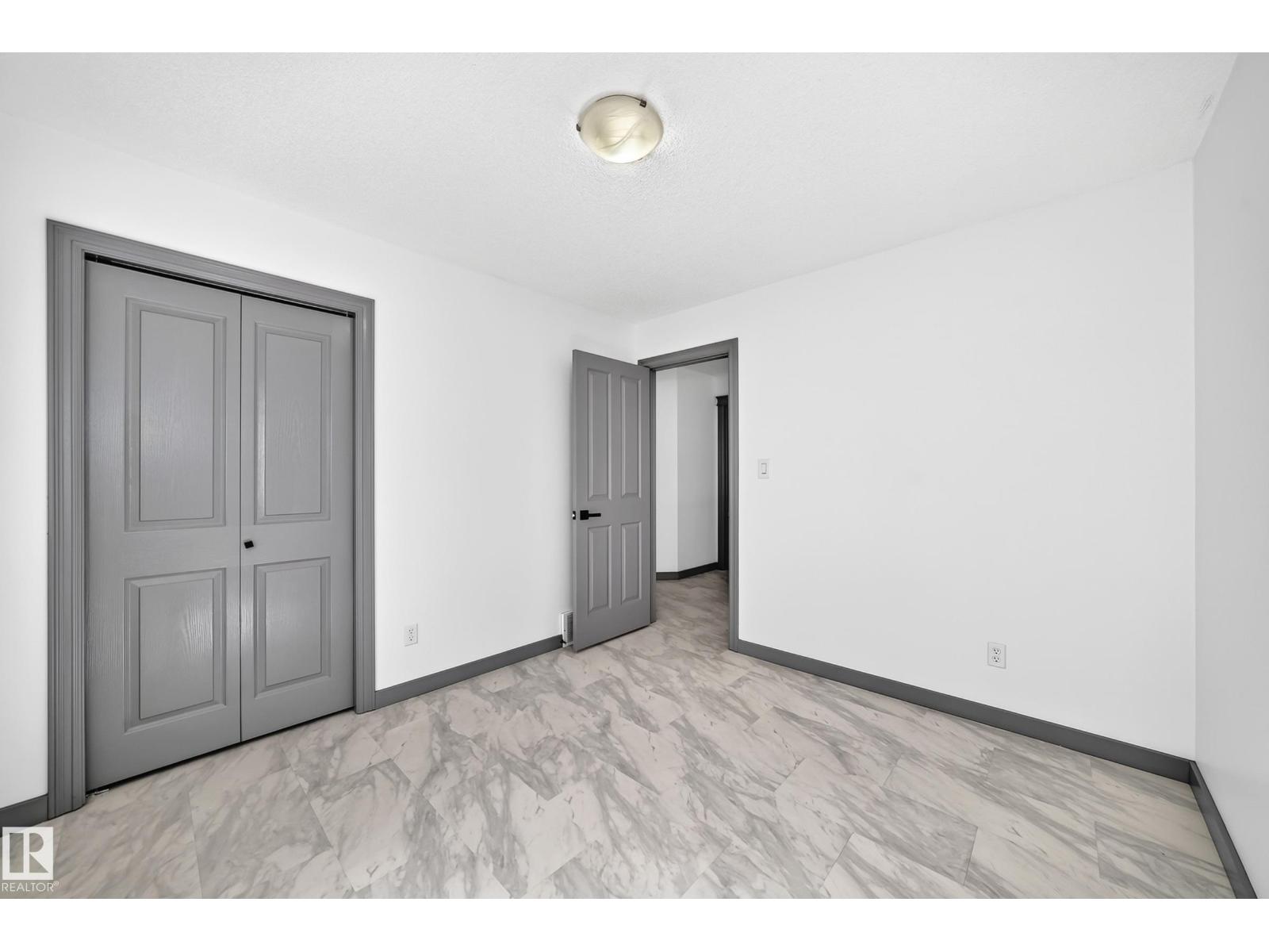 1549 37C AV NW - 36