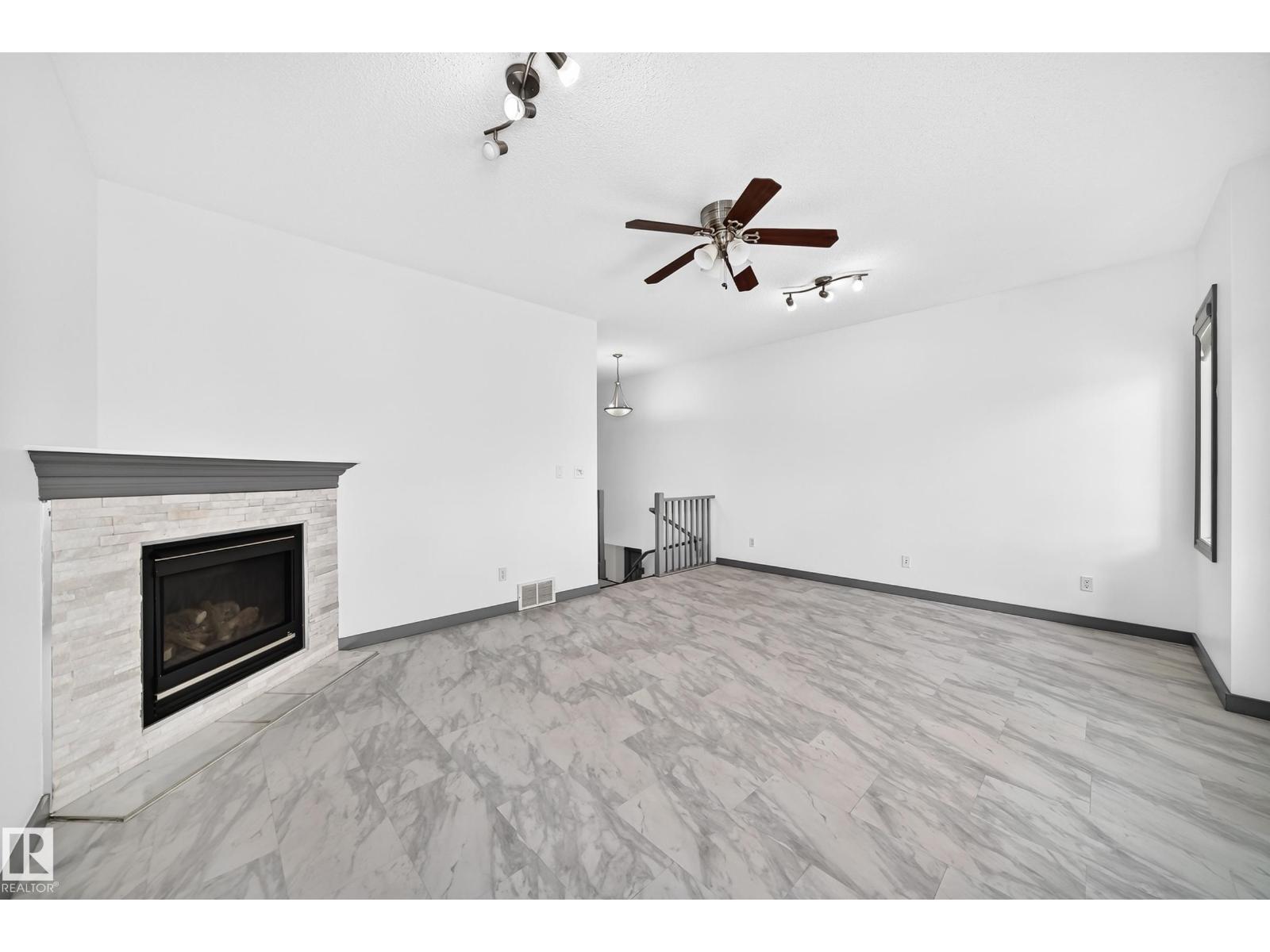 1549 37C AV NW - 40
