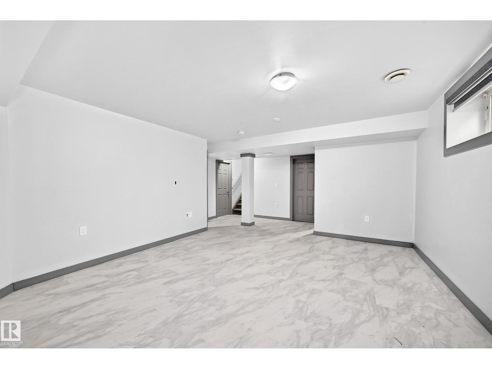 1549 37C AV NW - 43