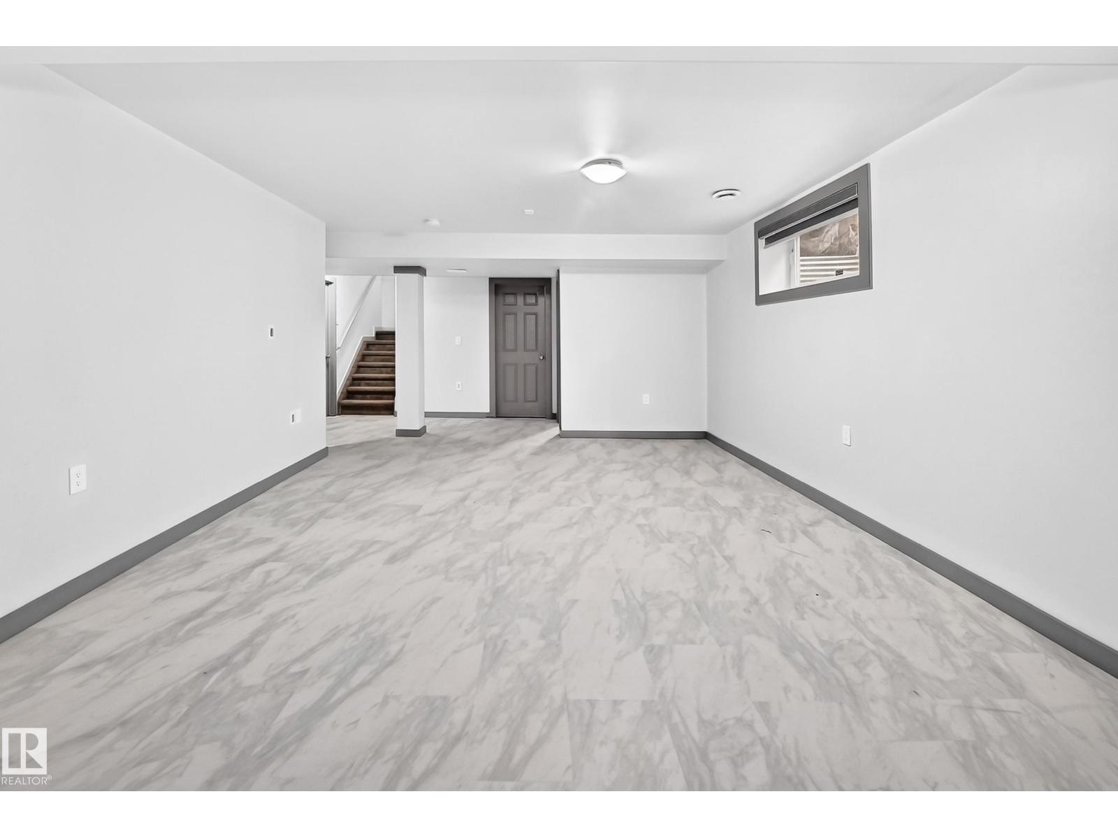 1549 37C AV NW - 44