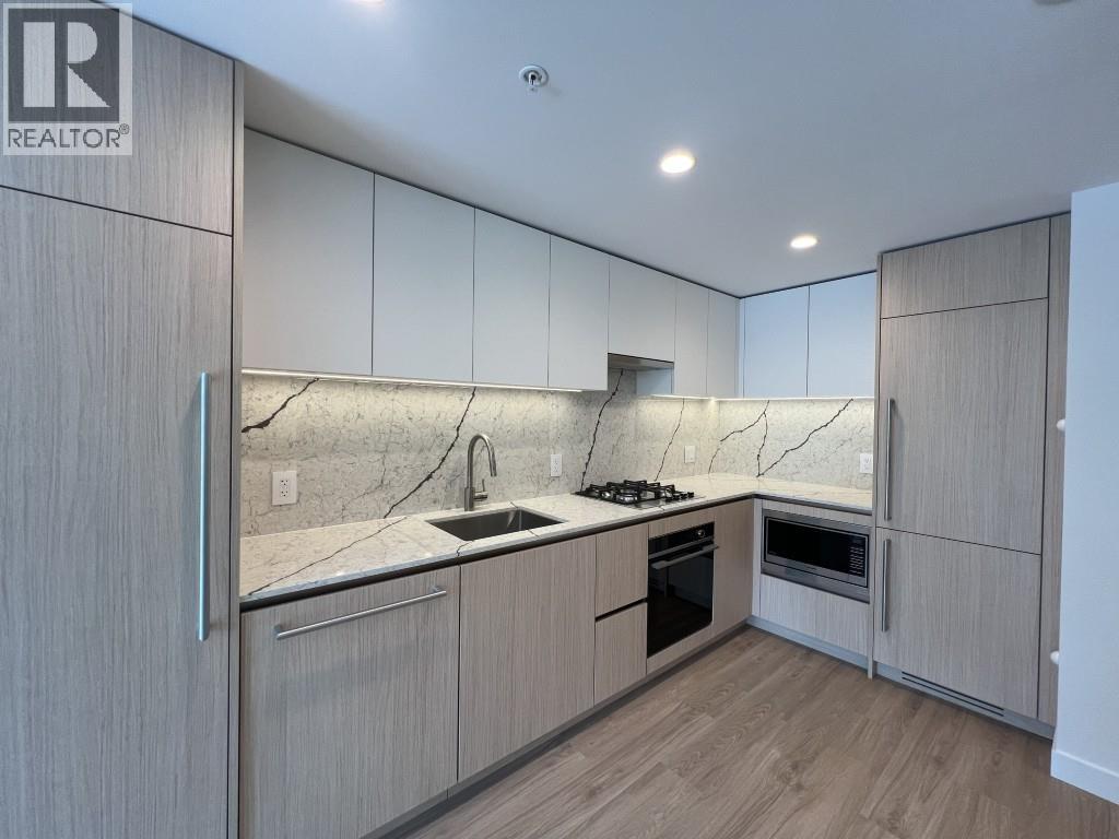 409 2135 SPRINGER AVENUE, Burnaby — photo 2