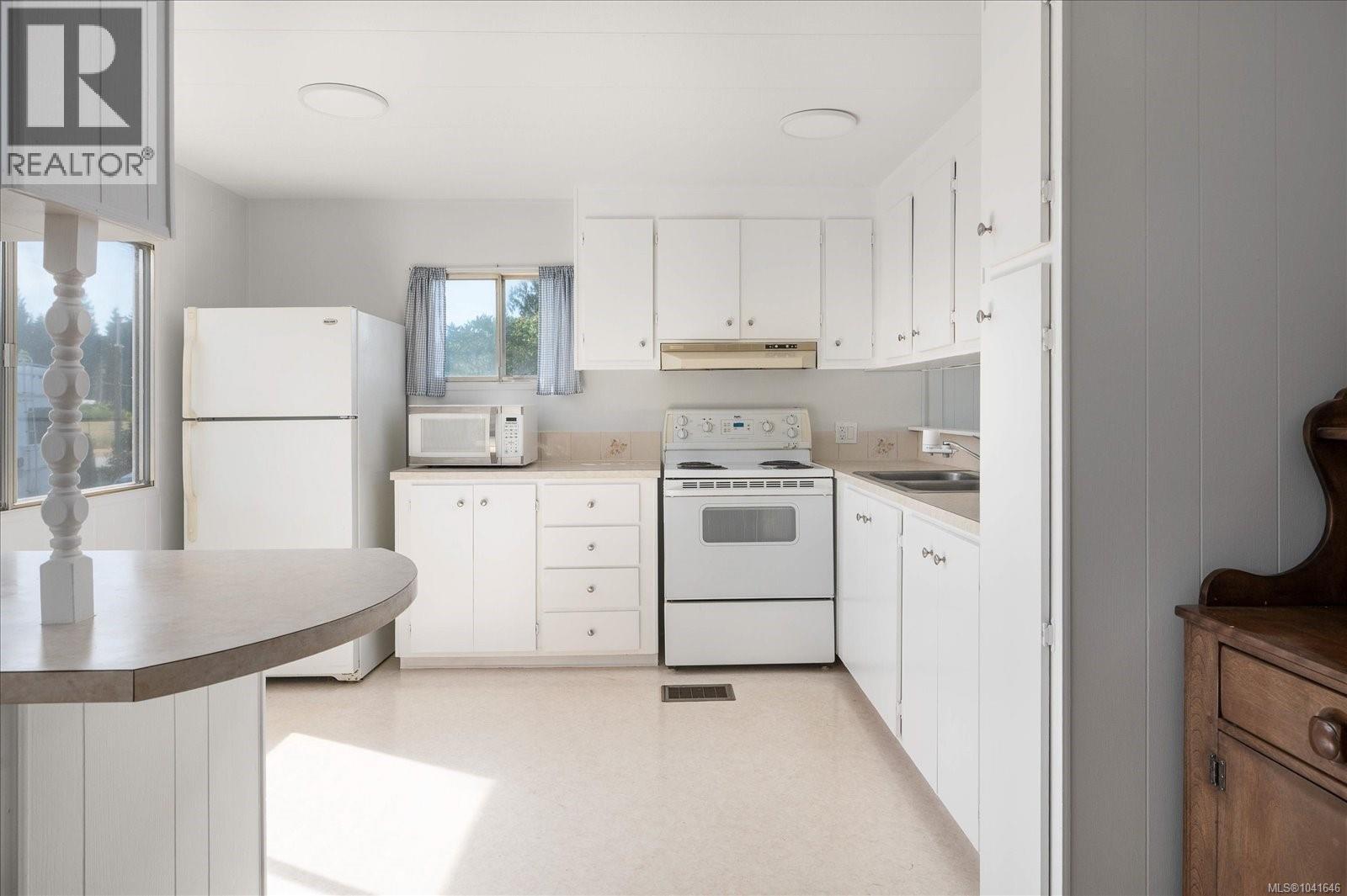#24 1572 Seabird Rd - 7