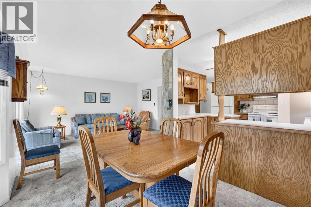 3227 Collingwood Drive NW — photo 12