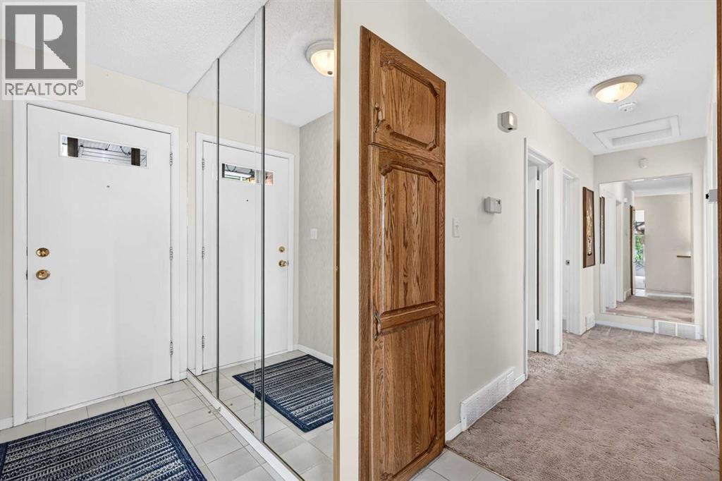 3227 Collingwood Drive NW - photo 3