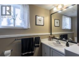 780 Princess Court, Kelowna, BC V1X5X5 Photo 18