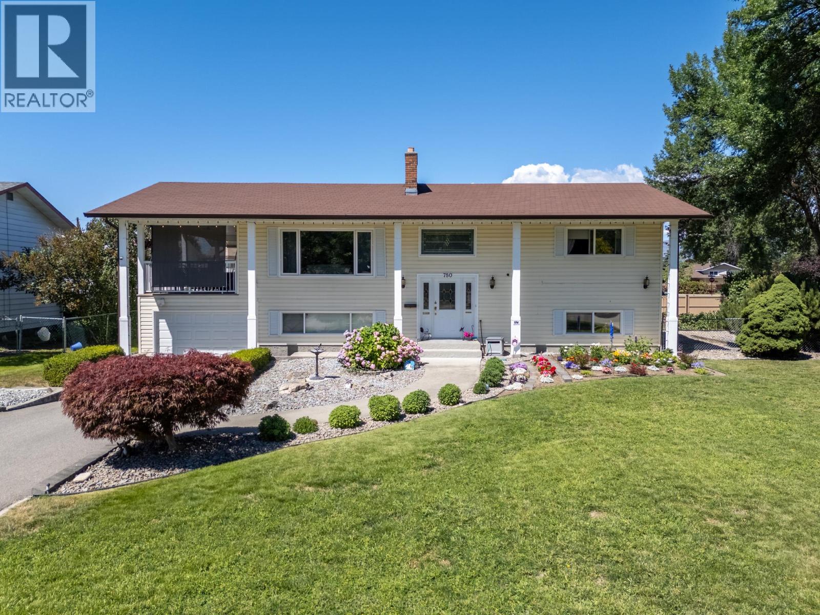 780 Princess Court - 1