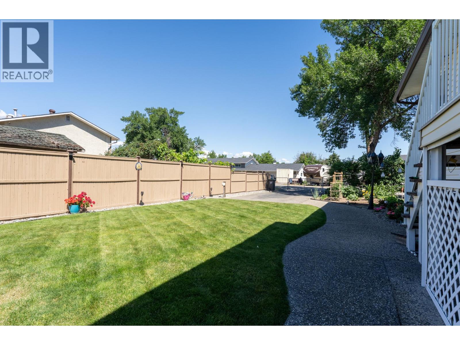 780 Princess Court - 22