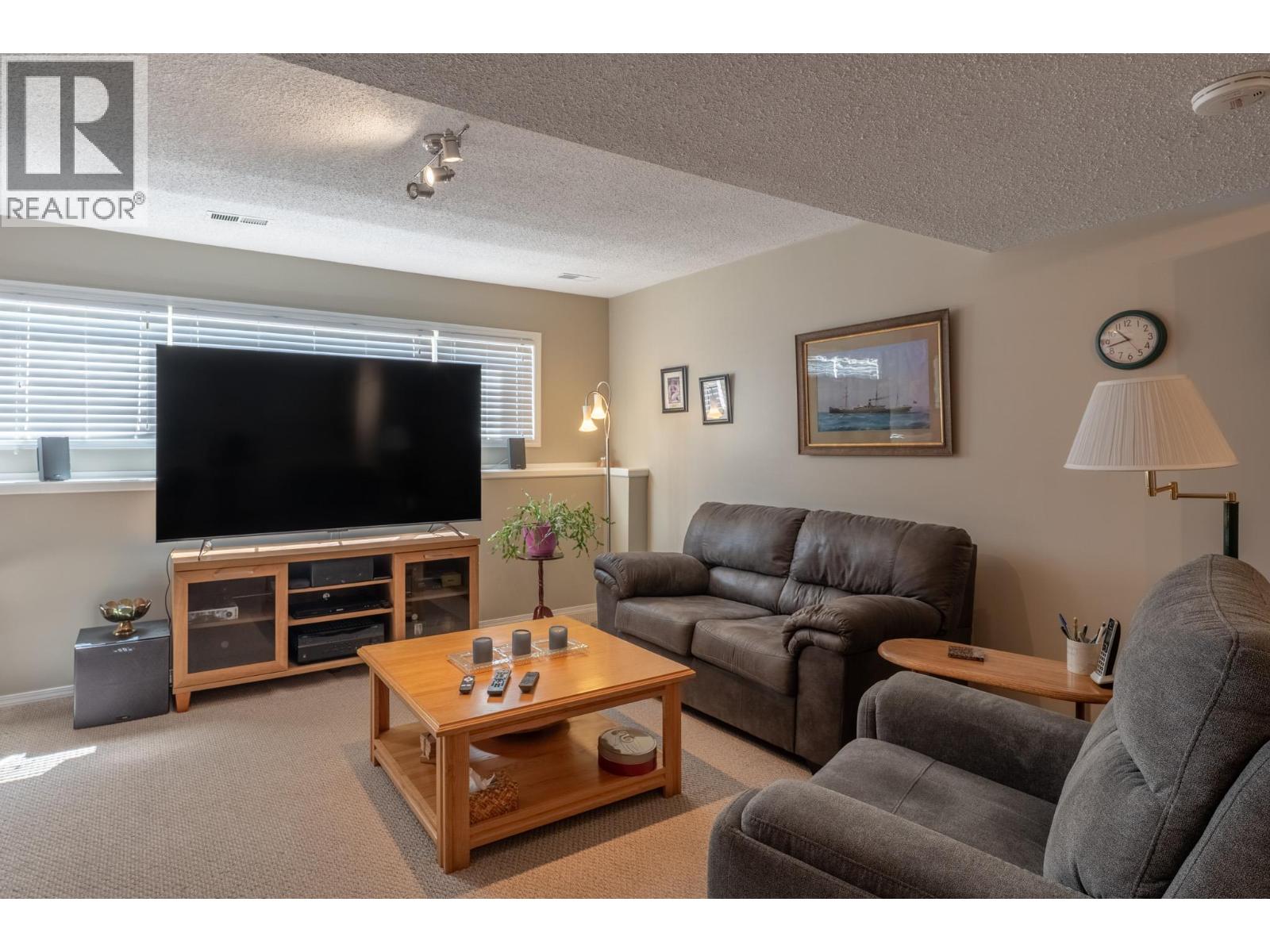 780 Princess Court - 13