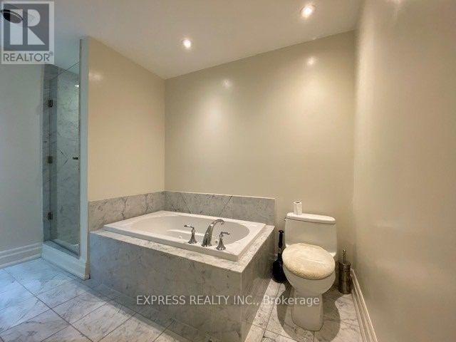 #302 51 YORK MILLS ROAD - 12