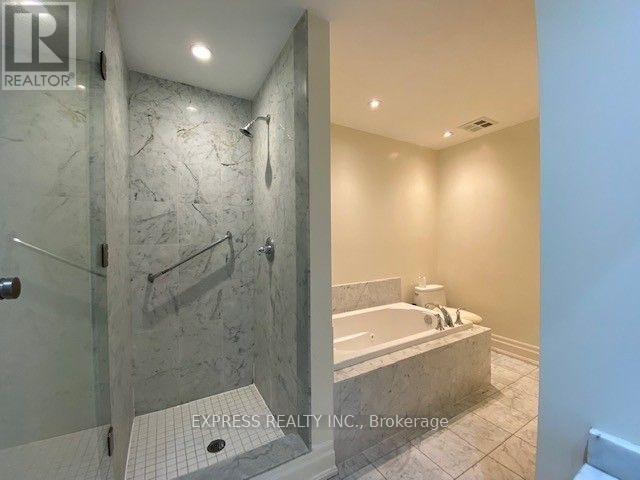 #302 51 YORK MILLS ROAD - 13