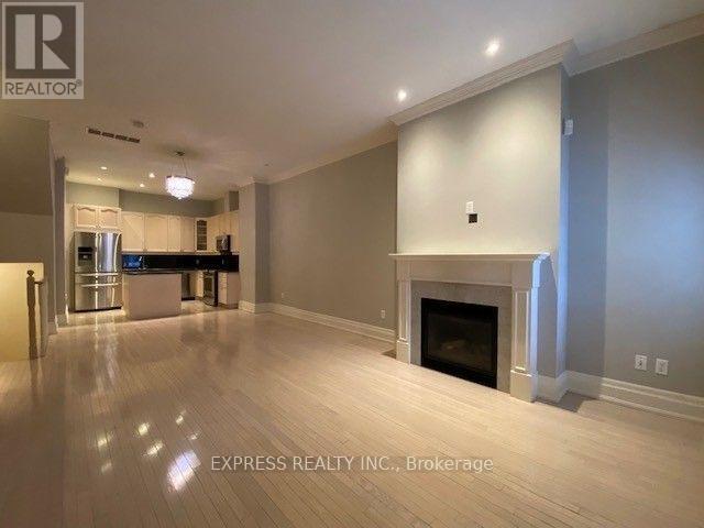 #302 51 YORK MILLS ROAD - 3