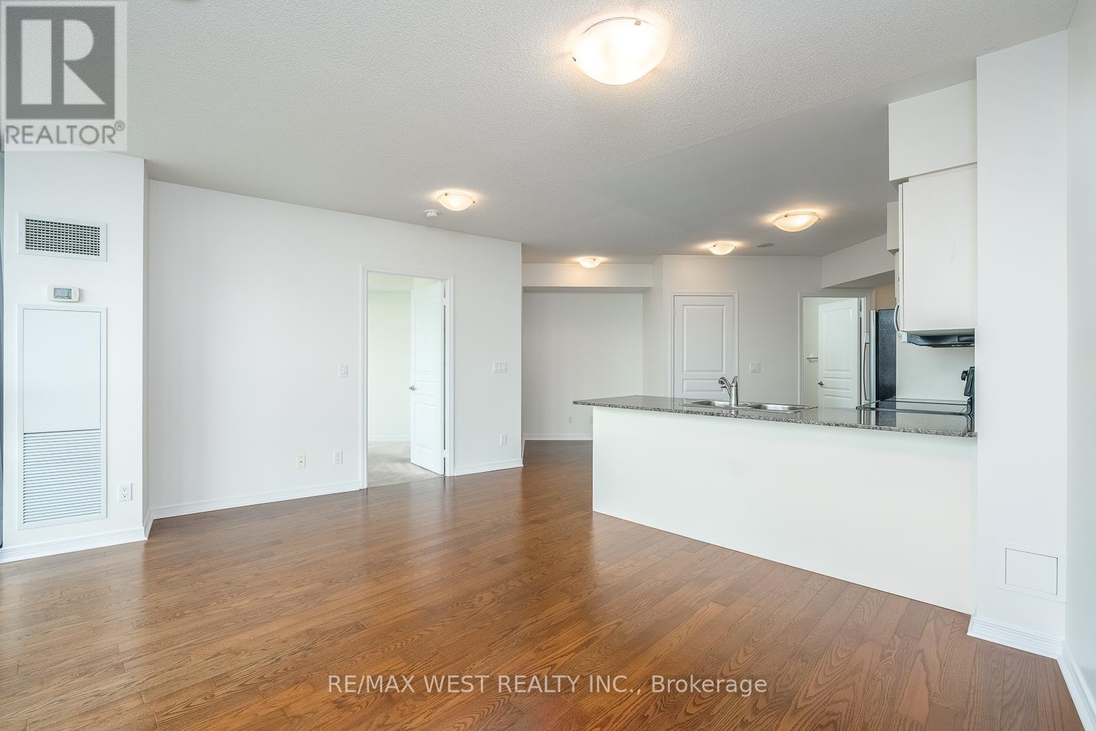#908 2240 LAKE SHORE BOULEVARD W - Image 10