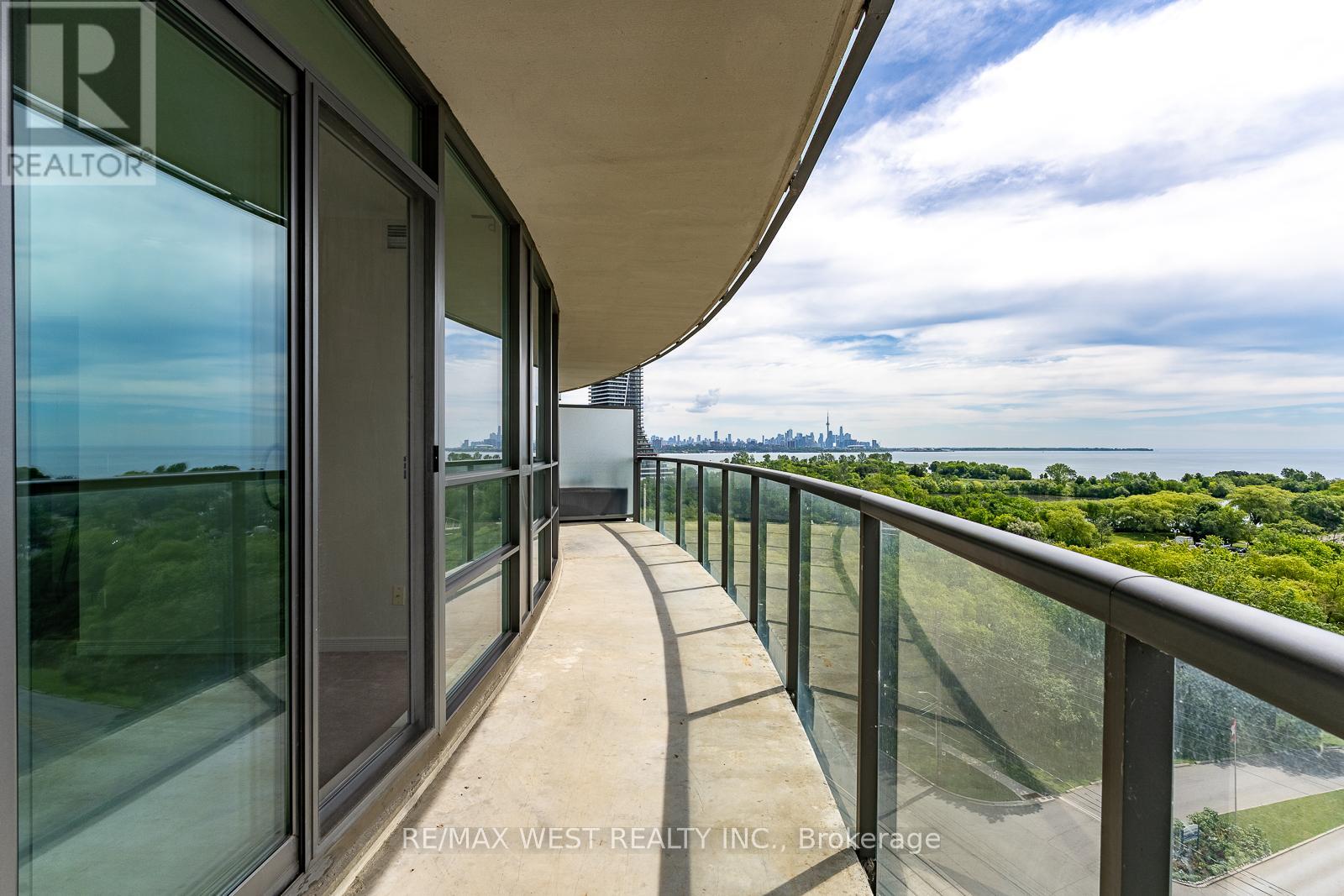#908 2240 LAKE SHORE BOULEVARD W - Image 31
