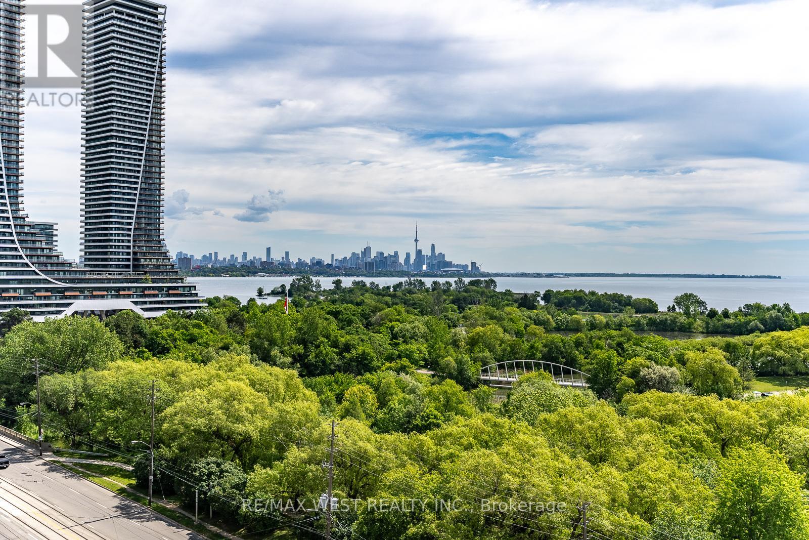 #908 2240 LAKE SHORE BOULEVARD W - Image 33
