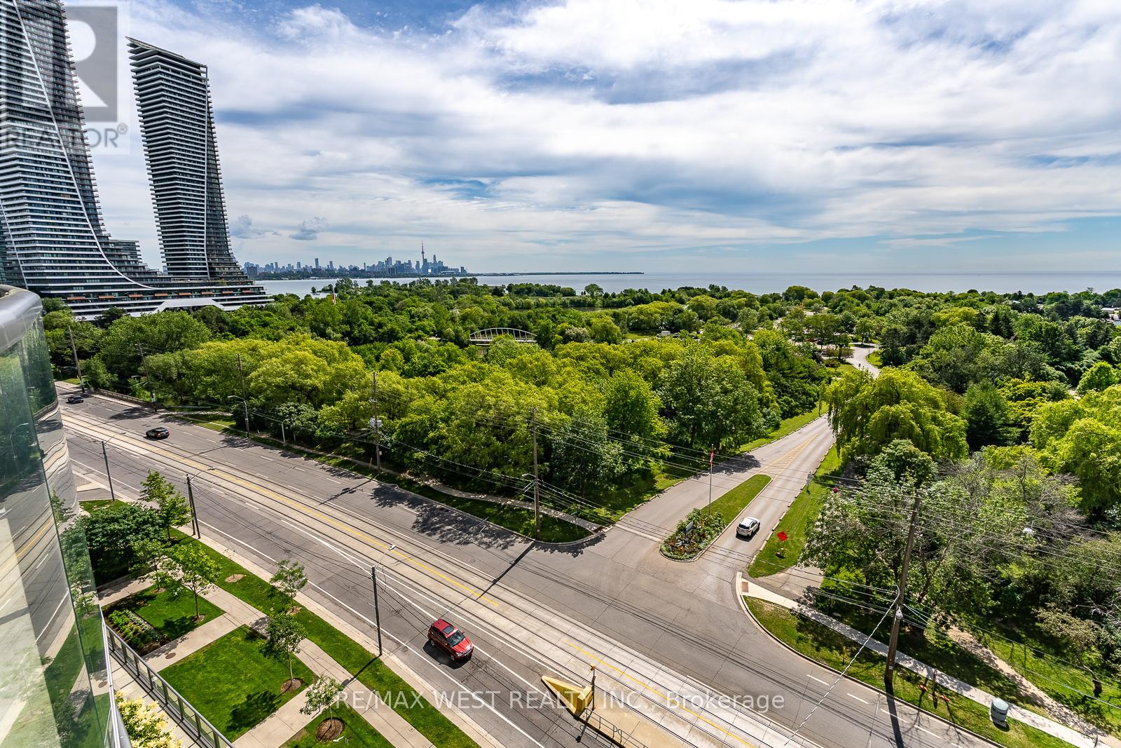 #908 2240 LAKE SHORE BOULEVARD W - Image 34