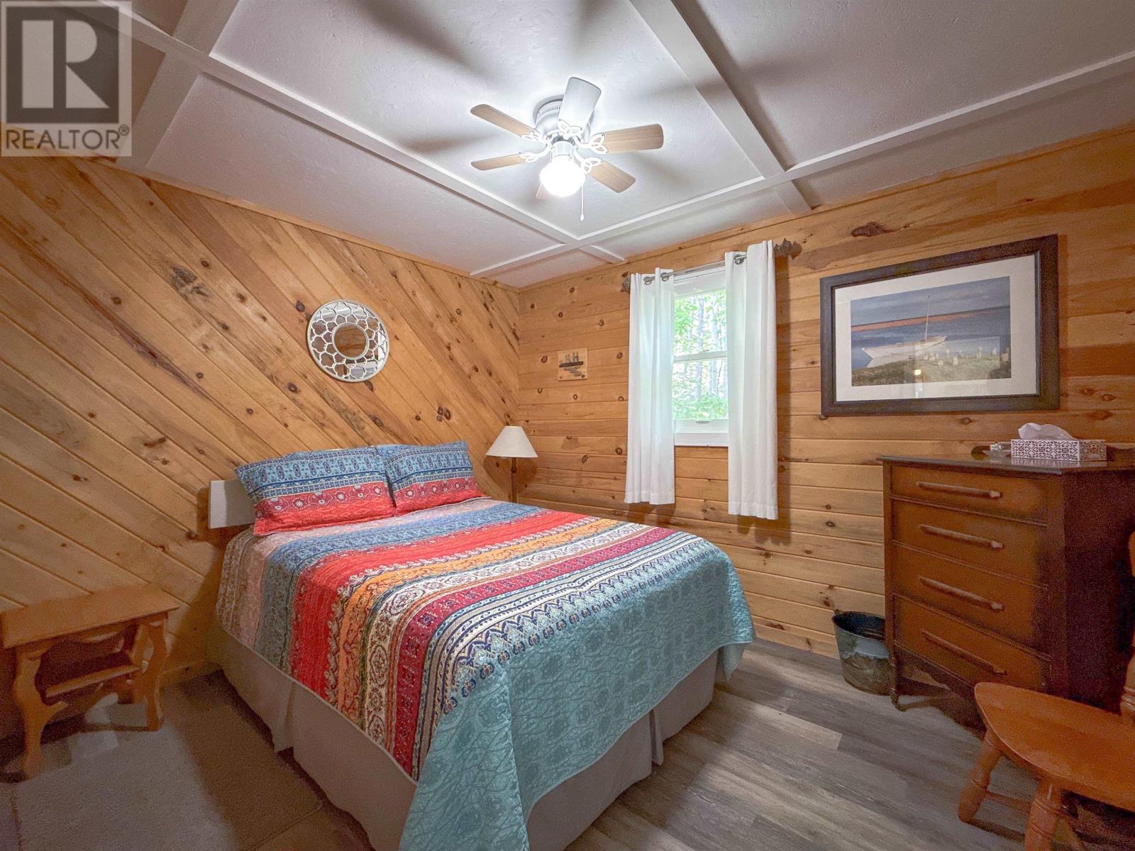 196 Burdett Lane - 13