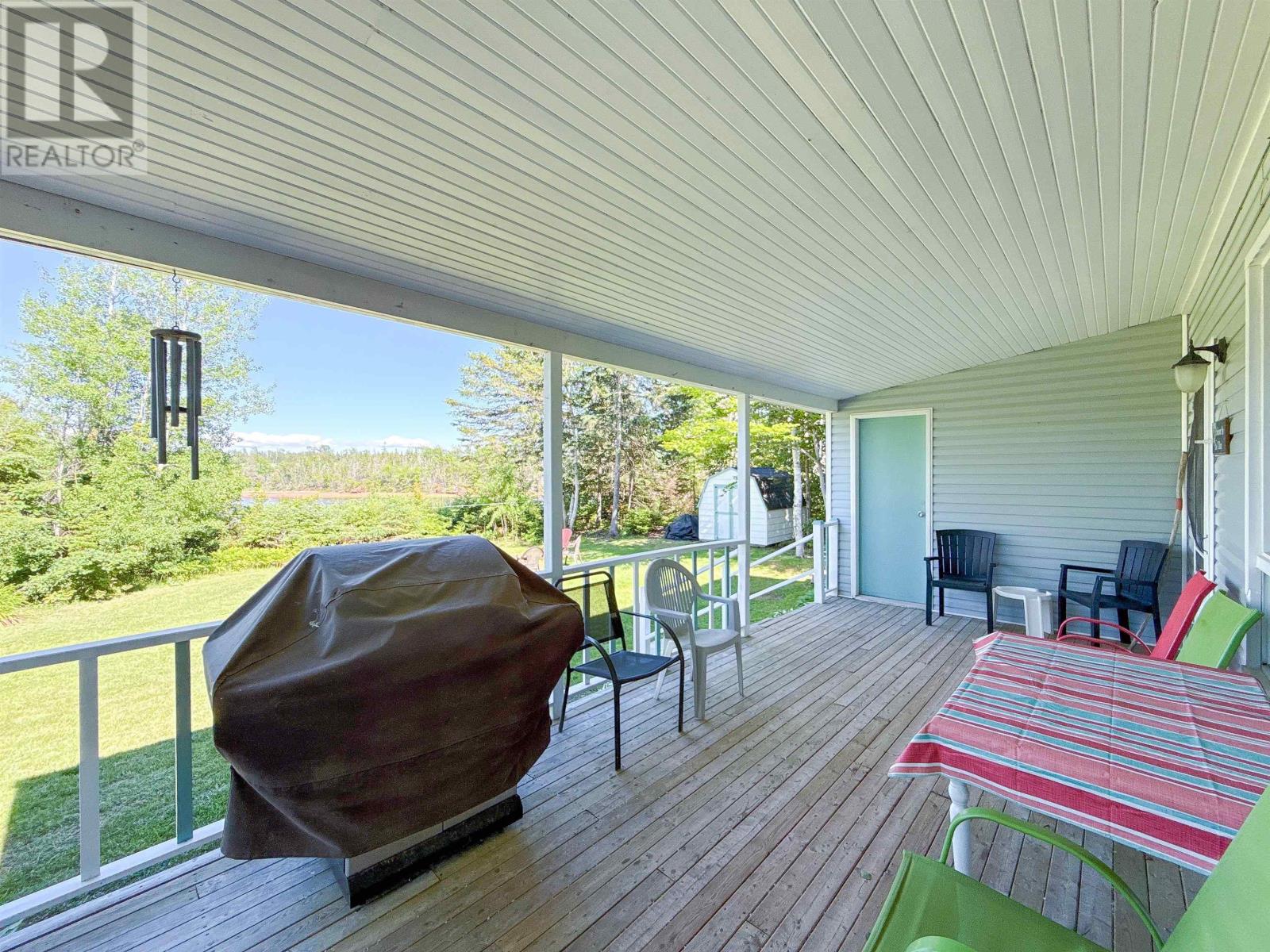 196 Burdett Lane - 16