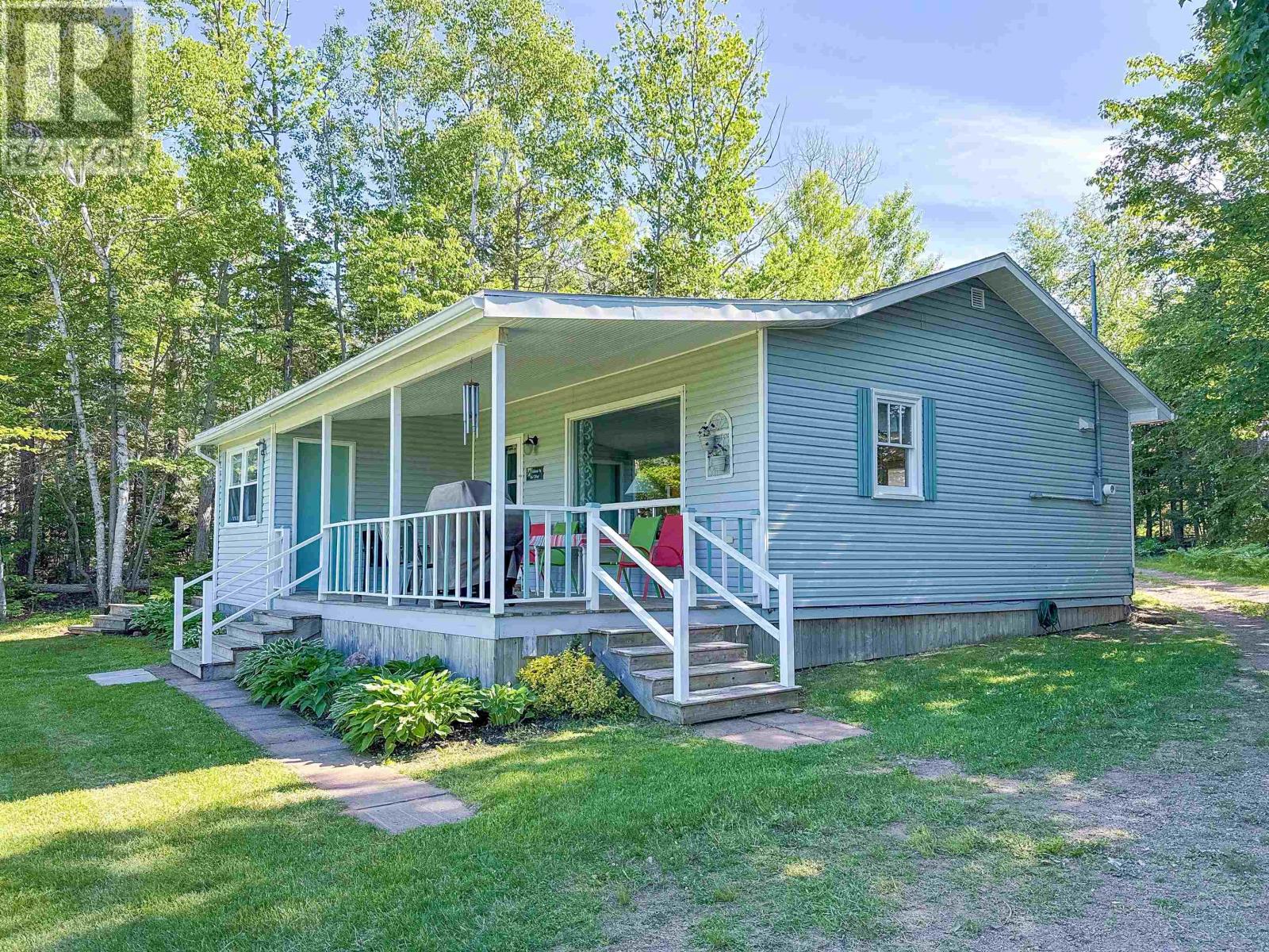 196 Burdett Lane - 18