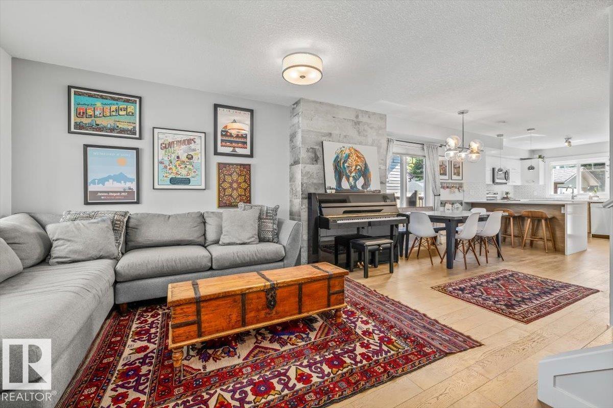 9237 92 ST NW - photo 2