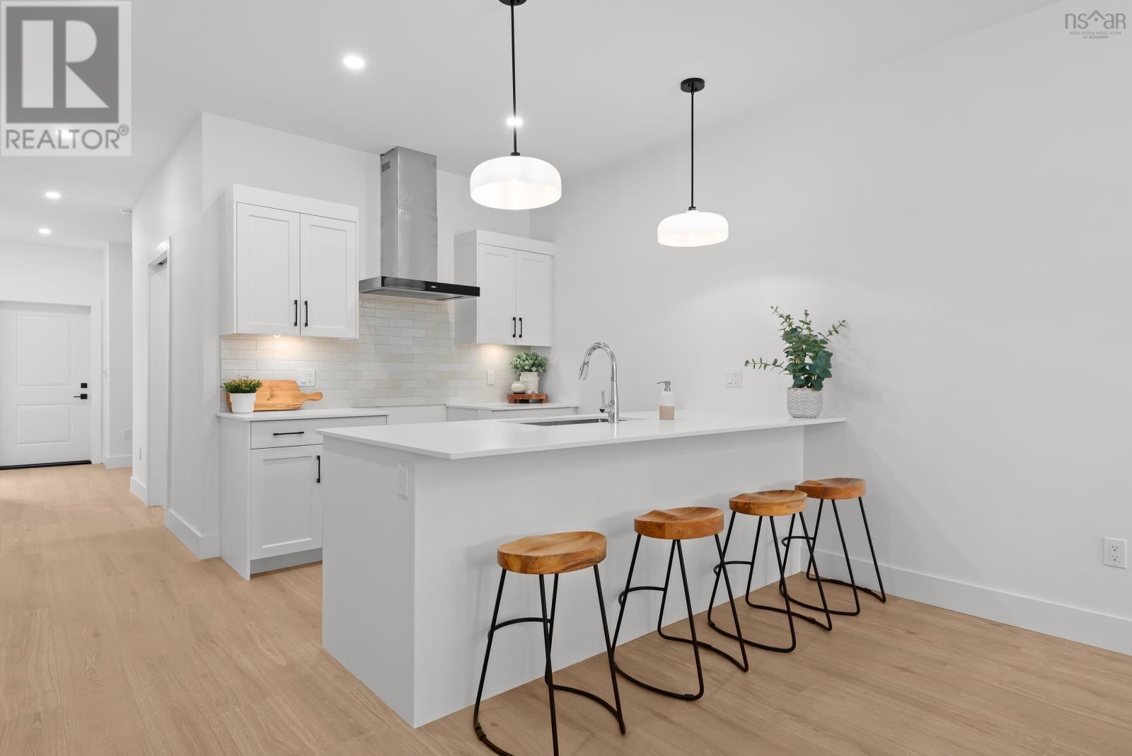 11 Seyval Drive - 5
