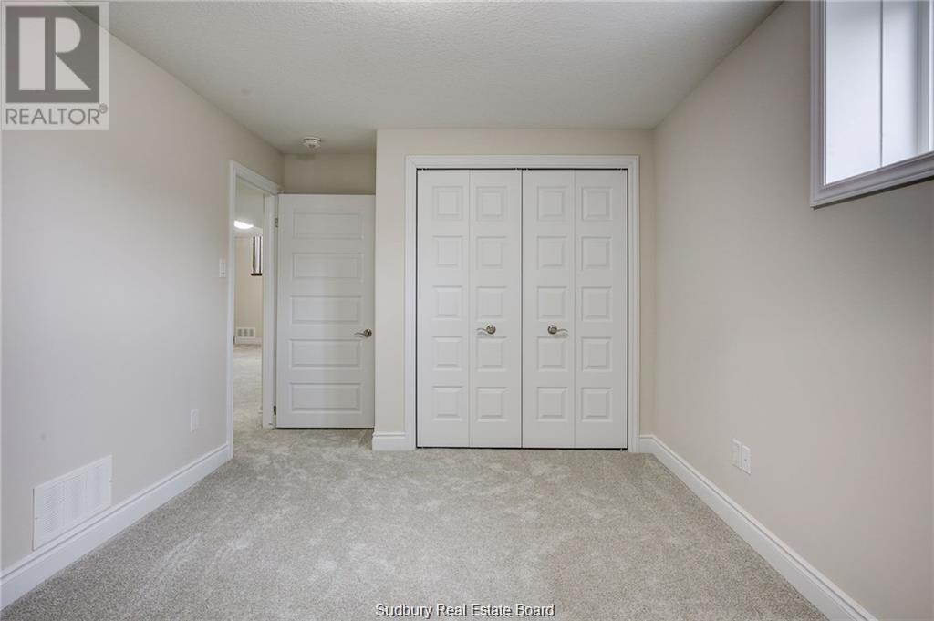 1509 Montrose - 23