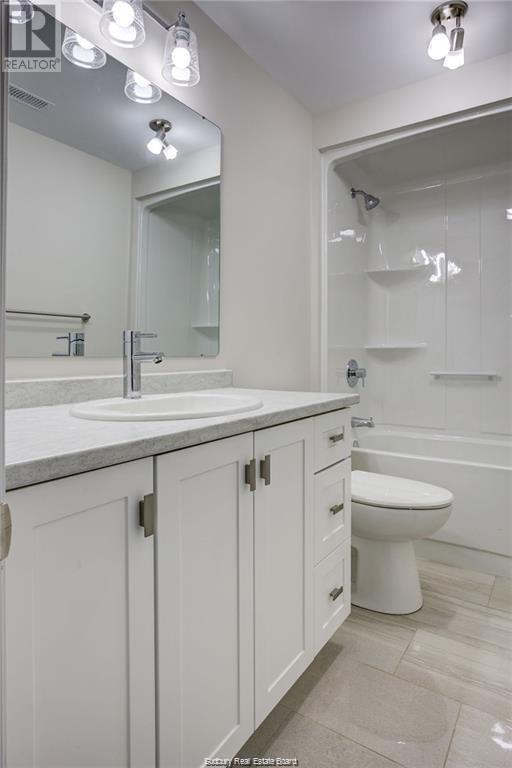 1509 Montrose - 25