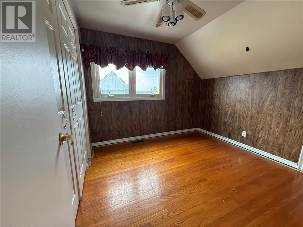 200 Hillside Drive S - 16