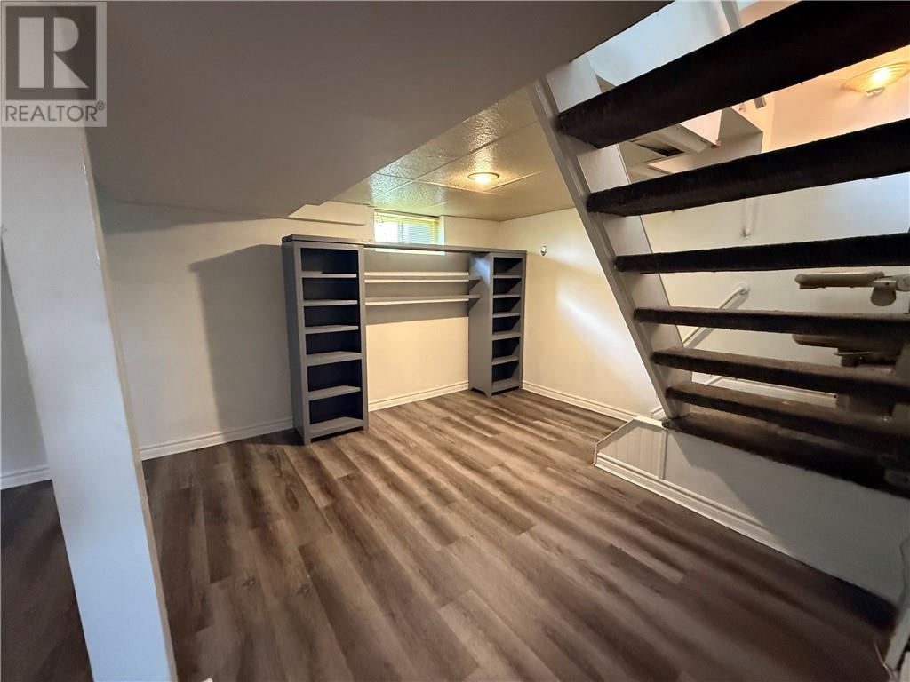200 Hillside Drive S - 19