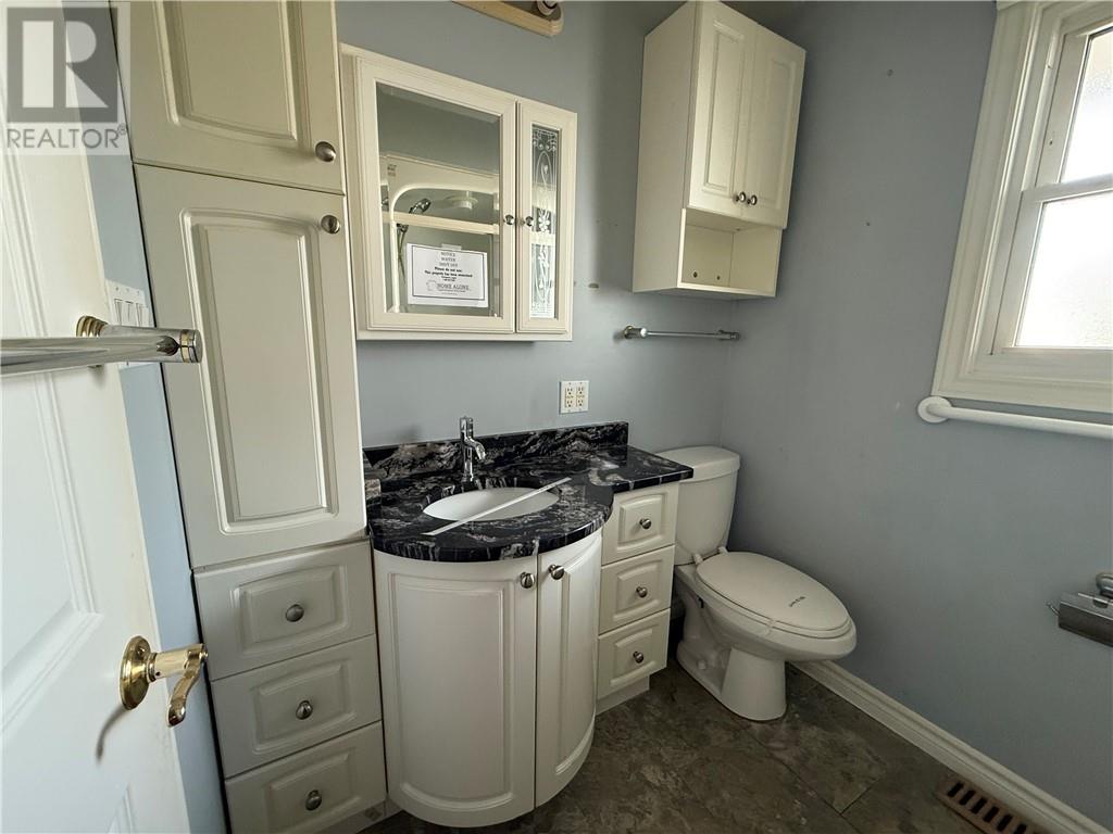 200 Hillside Drive S - 23