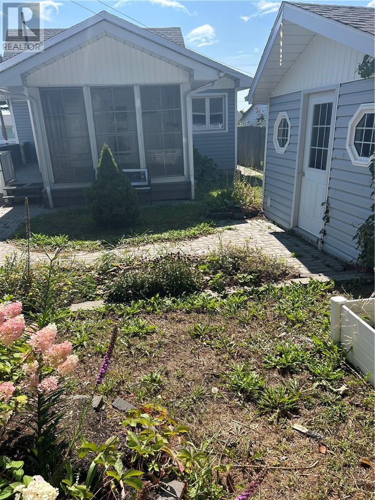 200 Hillside Drive S - 28