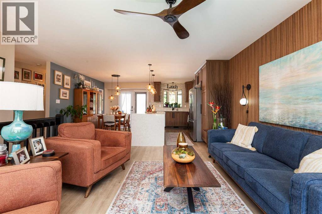 230 Heritage Close W — photo 11
