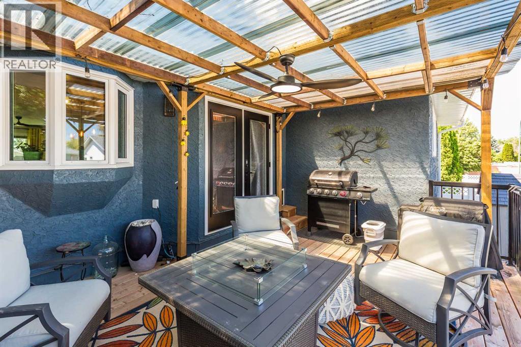 Back covered deck