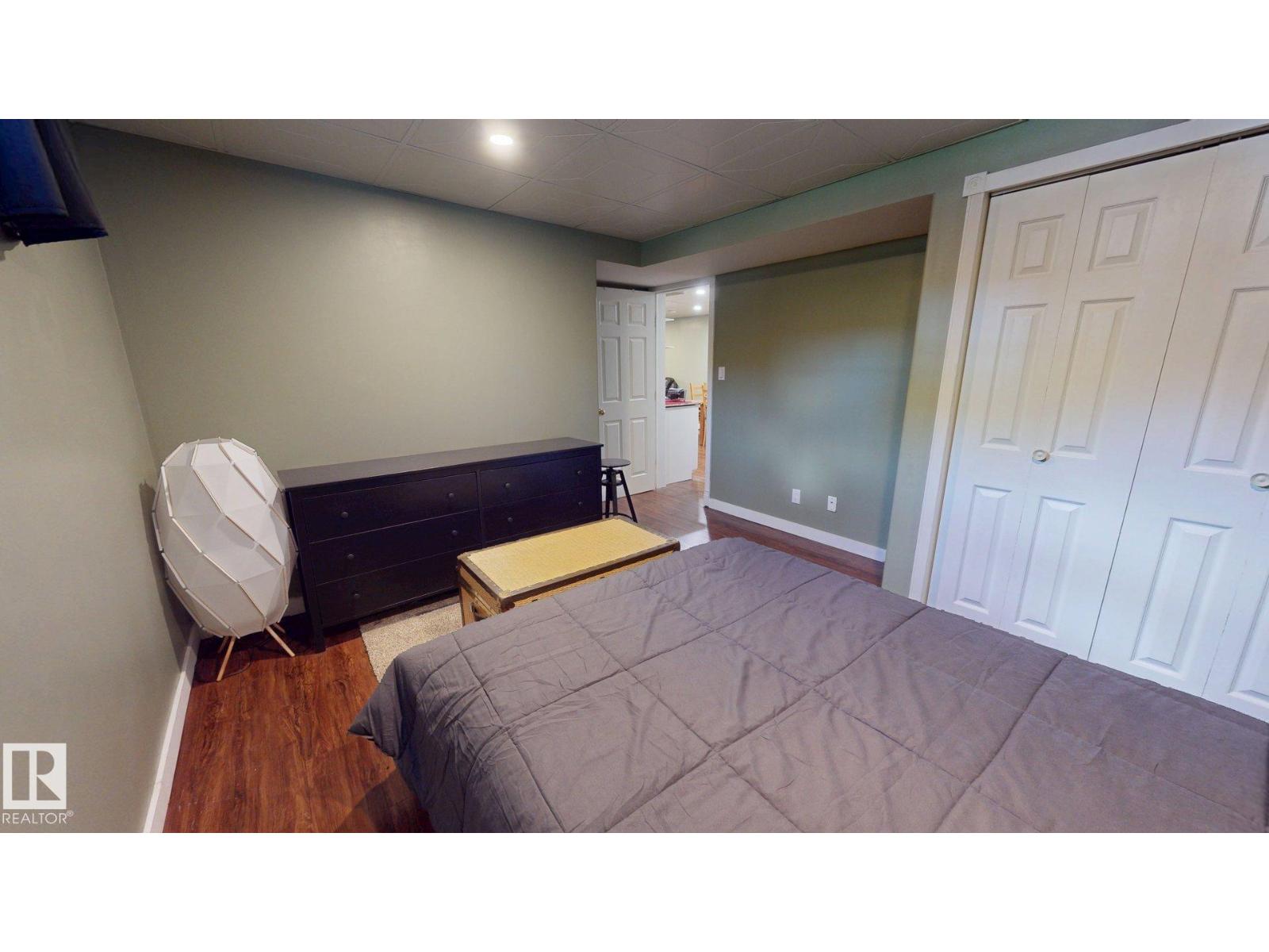5304 95 AV NW NW — photo 23