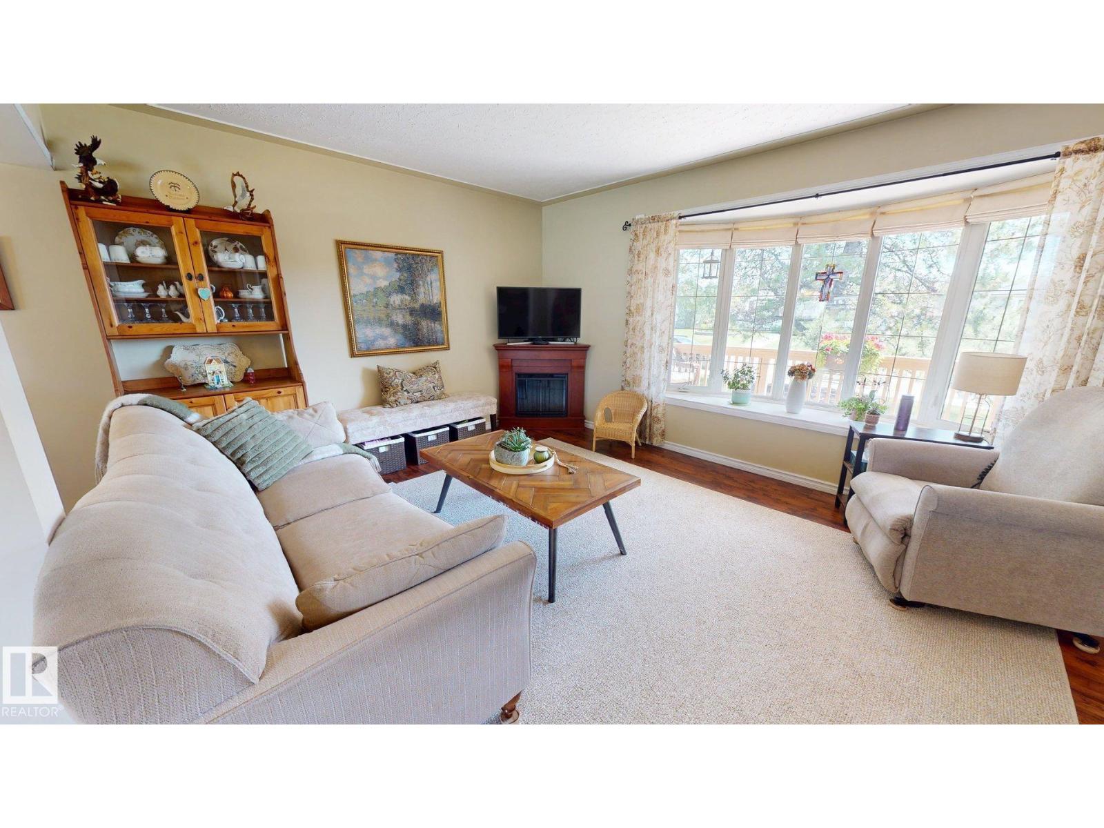 5304 95 AV NW NW - photo 5