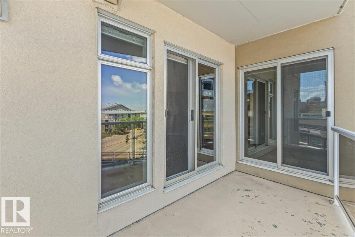#406 10388 105 ST NW - 17