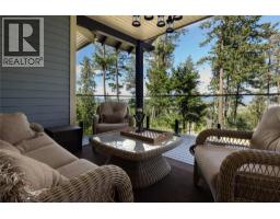 579 Longspoon Court, Vernon, BC V1H2K2 Photo 54
