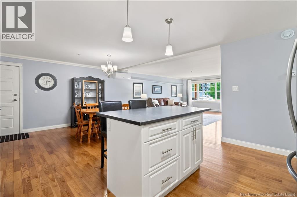 #101 65 Brayson Boulevard - 24