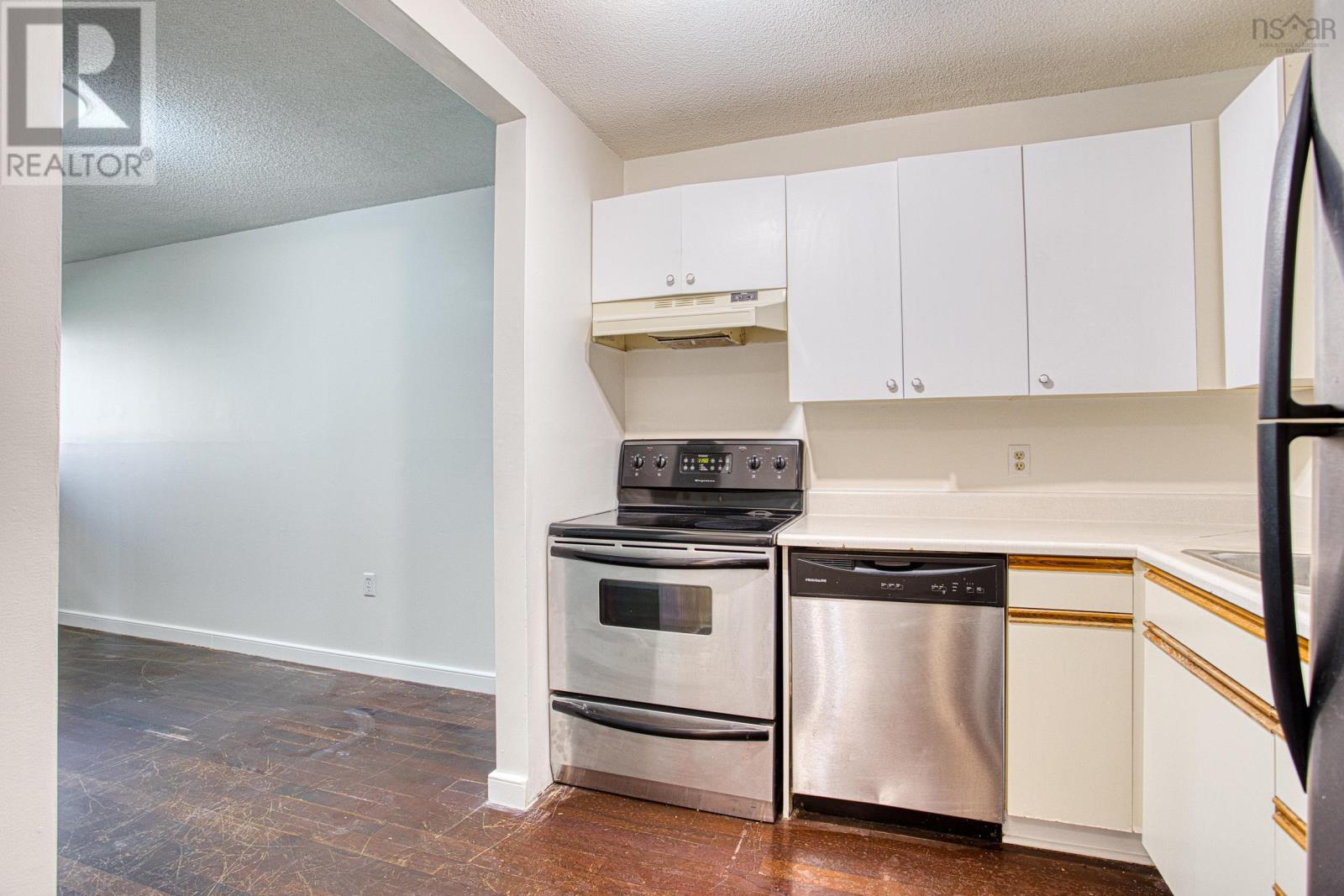 #220 3700 John Parr Drive - 11
