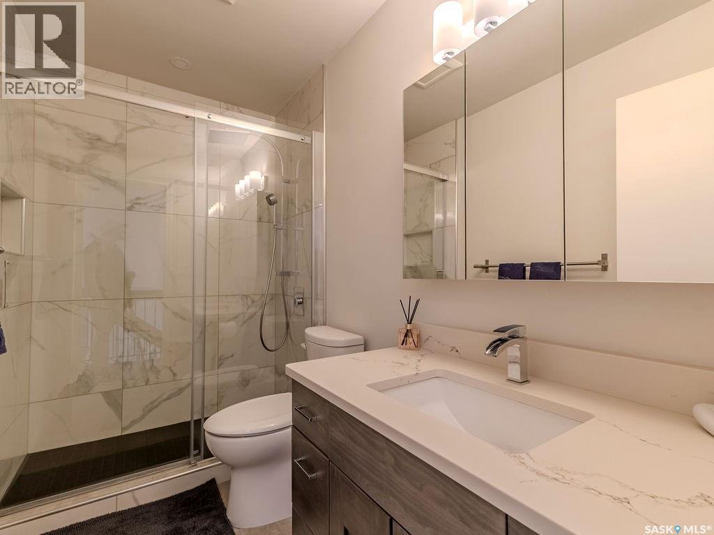 #13 455 Pinehouse DRIVE - 23